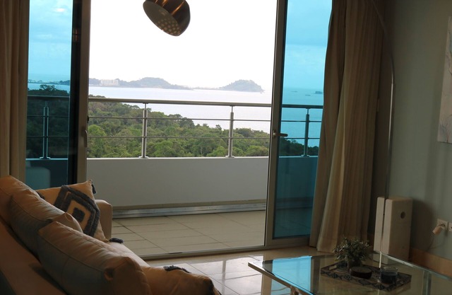 Apt de lujo 18G con vista al mar / piscina azotea