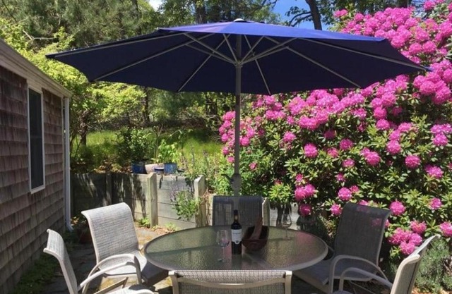 19 Old Cart Way Chatham Cape Cod - The Rosa Rugosa