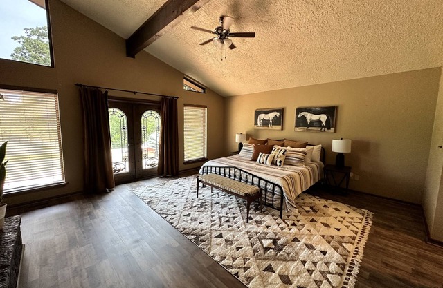 1980s Rustic Ranch house is the Perfect Place for events at the Lazy E.