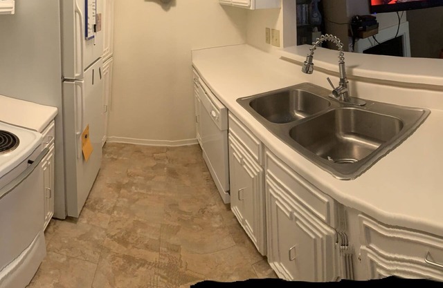 Unidad 1BD / BA, accesible a pie hasta Barton Springs / Zilker, corazón del centro