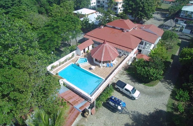 1BD Cabarete condo on surfing beach, Internet/Pool/Netflix
