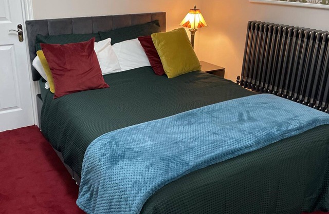 1Bed w/ PetFriendly, WiFi, Parking - 40m to London