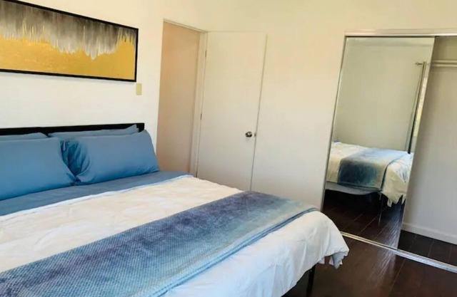 1BR Guest Unit w/ AC /Free Parking/Free Laundry