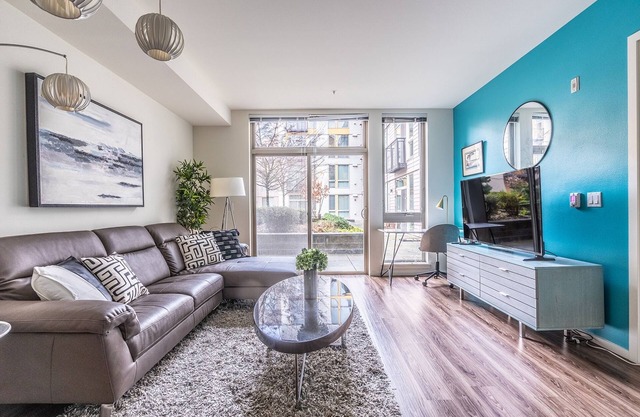 Mercer Island 1 BR | FastWifi | 750sqft | Sophari