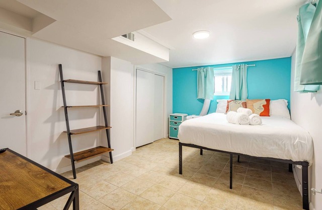 Big City Life: 1BR Apt w/Netflix & Easy NYC Access