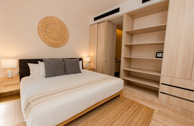 1BR Pool & Golf Course in Corasol