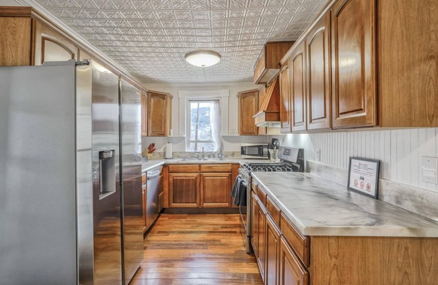 1BR Quiet Neighborhood Nearby Parks
