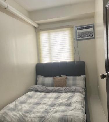1BR With Parking Commonwealth Quezon City