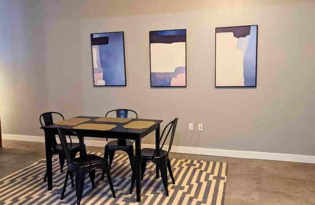 1BR with W&D Mins To America Center Downtown