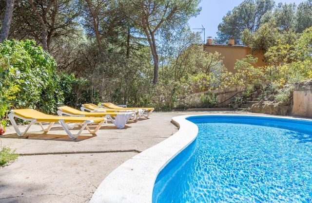 1CAR 01 - Apartamento sencillo con piscina comunitaria cerca de la playa de Llafranc
