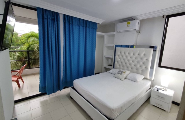 1IF2-1 APARTAMENTO EN CARTAGENA CON AIRE ACONDICIONADO Y WIFI