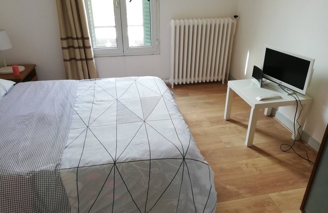 1st floor apartment Pavillon 5 minutes from Paris