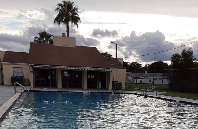 1x1 Guest Suite 15 mins from UCF