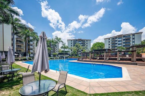 2-17 Jaco Beach Beautiful Costa Linda Condo