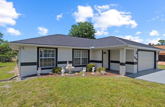2/2 home W/AC, Wi-Fi Home of Sebring 24 & HGTV Hometown Makeover & Pet Friendly!