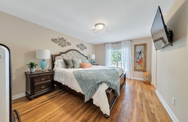 ❤️ de Med Center / Montrose☀Pack n 'Play☀King Bed☀Netflix☀4KTV☀W / D
