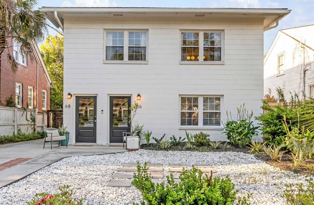 2 BDR Downtown Charleston Home