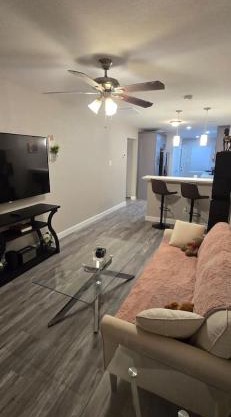 2 Bdrm Downtown
