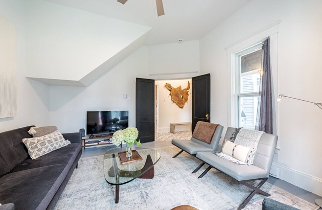 2 Bed, 2.5 Bath renovated heritage home in Downtown Fredericton