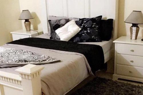 2 Bed-2 bath-AirCon-Parking-New Harbour Village 3