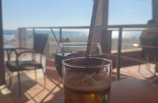 Apartamento de 2 dormitorios con vistas al mar en Arroyo de la Miel
