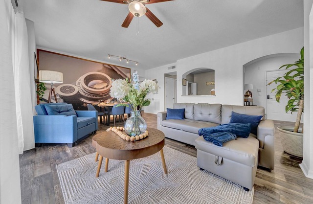 2-Bed/2-Bath Tampa Apartment: Comfort Meets Convenience for Corporate Travelers