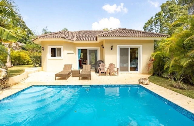 2 Habitaciones, 2 Baños, Jacuzzi nuevo, Wi-Fi de alta velocidad