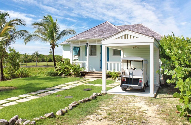 2 Bed 2 Bath Waterfront House located in Schooner Bay, Abaco