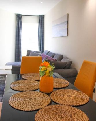 2 bed apartment clan house apartments