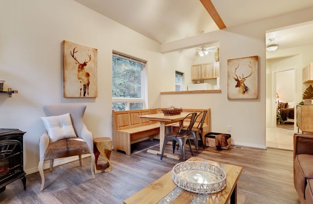 Four Seasons of Fun at Snoqualmie Pass - Suite 201
