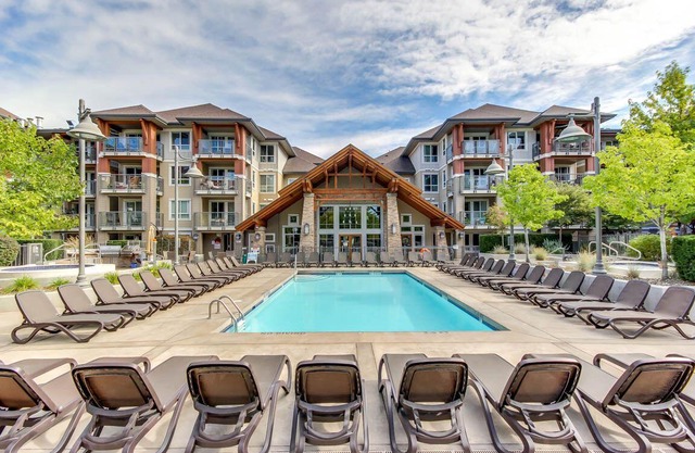 2 Bed + DEN 2 Bath Downtown Kelowna