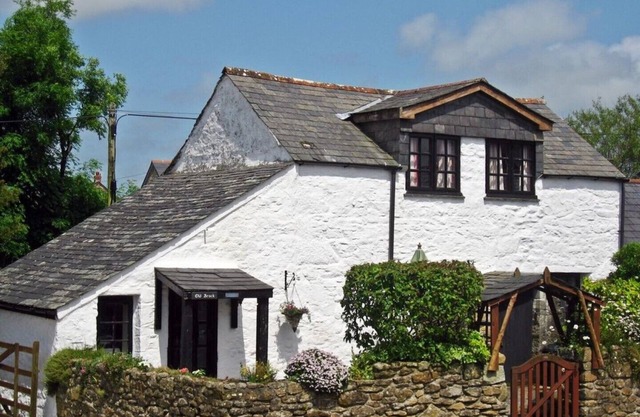 Hallagenna Farmhouse, Old Brock Cottage