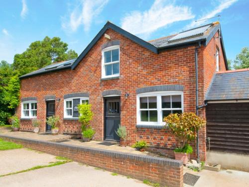 2 Bed in Alverstone IC160