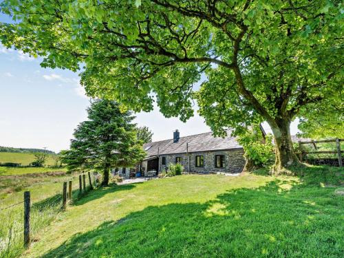 2 Bed in Brechfa 55903