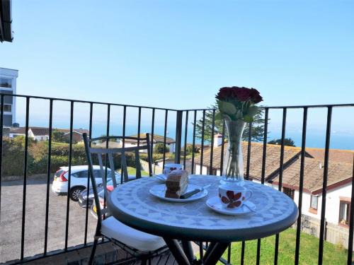 2 Bed in Brixham HIGLI