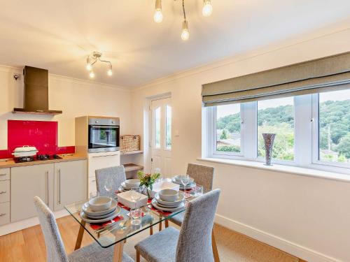 2 Bed in Cinderford 93455