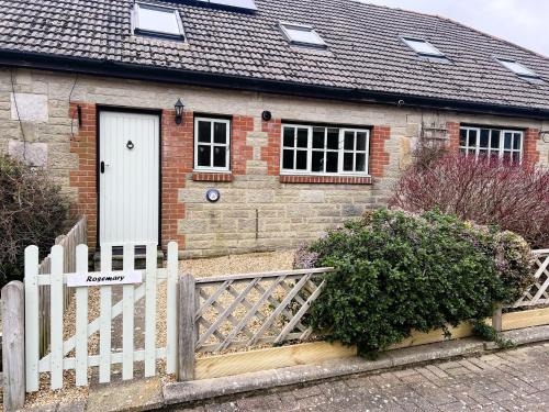2 Bed in Godshill IC106