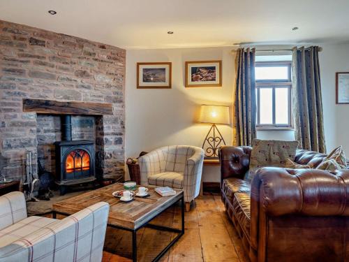 2 Bed in Llangorse 91085