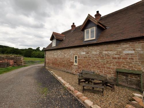 2 Bed in Newthorpe 47032