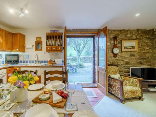 2 Bed in Sedbergh 57641