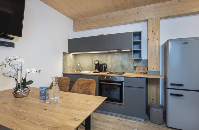 2 Bed Studio Superior Panorama