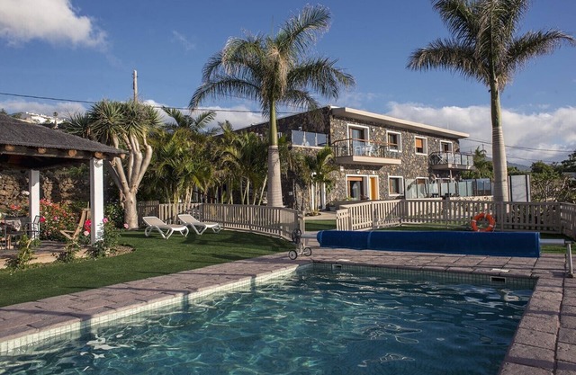 Vista montaña, privacidad, PISCINA CLIMATIZADA, Calefacción, Gran terraza, Wifi gratis (6)