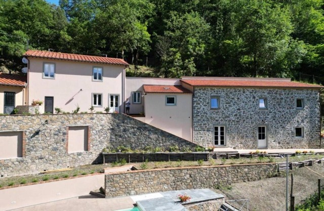 2 Bedroom Apartment in San Marcello Piteglio