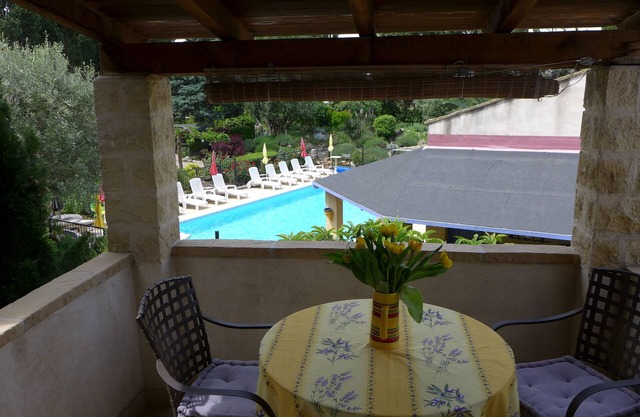 Casa rural de 2 dormitorios / 2 baños con vistas a la piscina y al jardín