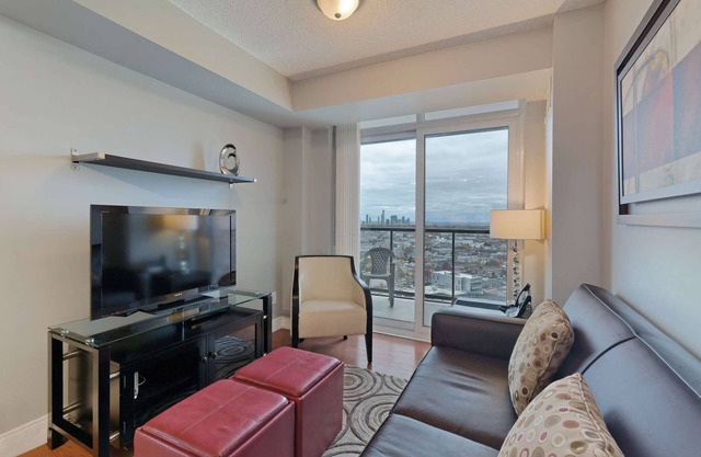 Nuvo -Move-In-Etobicoke-Dundas / Kipling
