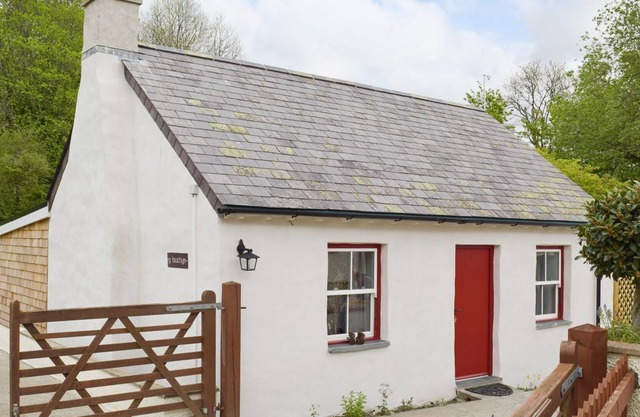 2 bedroom accommodation in Nantgaredig