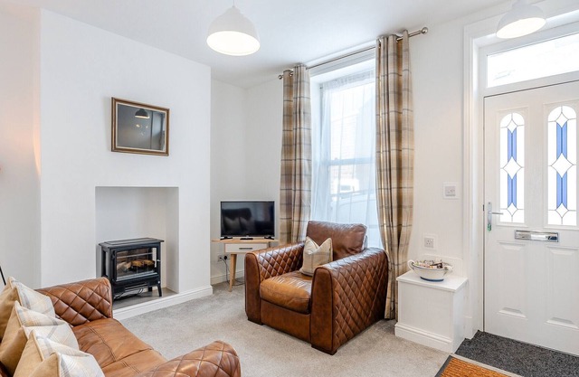 2 bedroom accommodation in Accrington