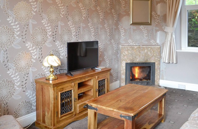 2 bedroom accommodation in Sandyhills