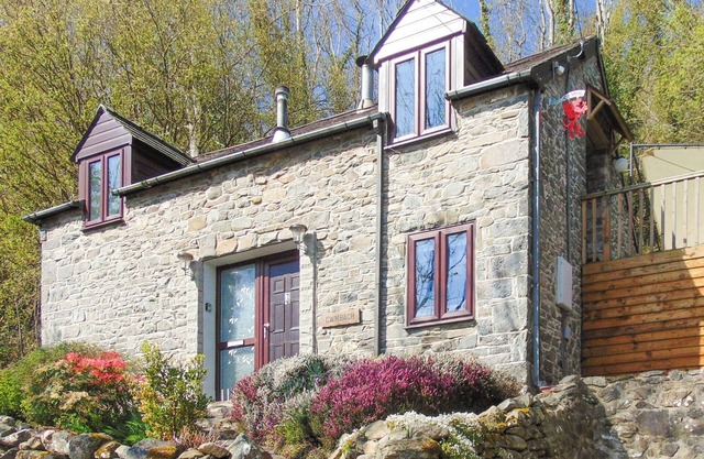 2 bedroom accommodation in Cwm Tydu, near Llangrannog