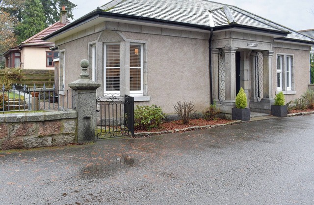 Alojamiento de 2 habitaciones en Banchory